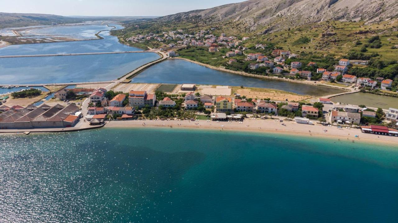 Apartments Salis Pag Town Exteriör bild